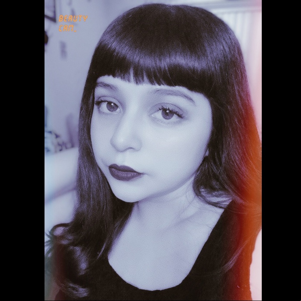 Meet your Posher, Evelyn